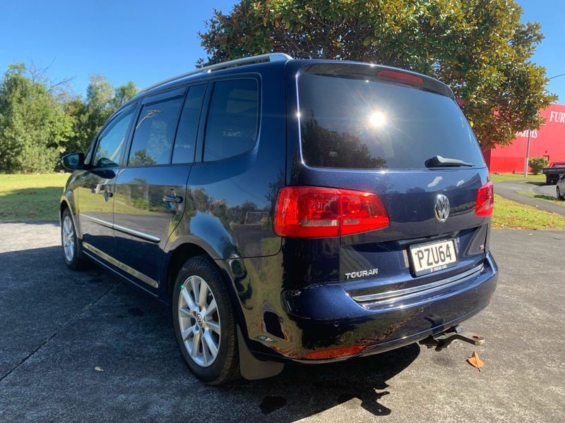 2013 Volkswagen Touran 7 Seater - Leather - TSI62867853818882114