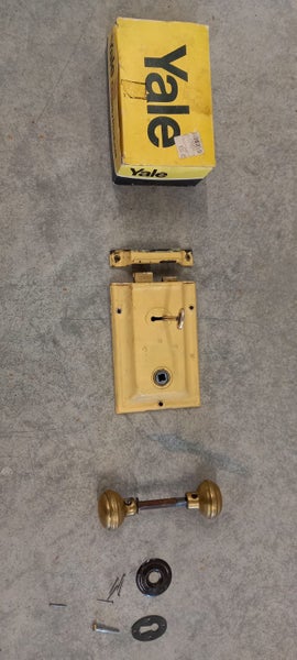 Door lock Carousel 1