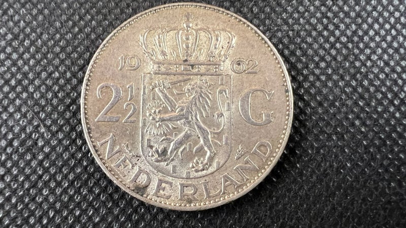 1962 Netherlands 2 1/2 Gulden Large Silver Coin - Lot Y999 Carousel 1