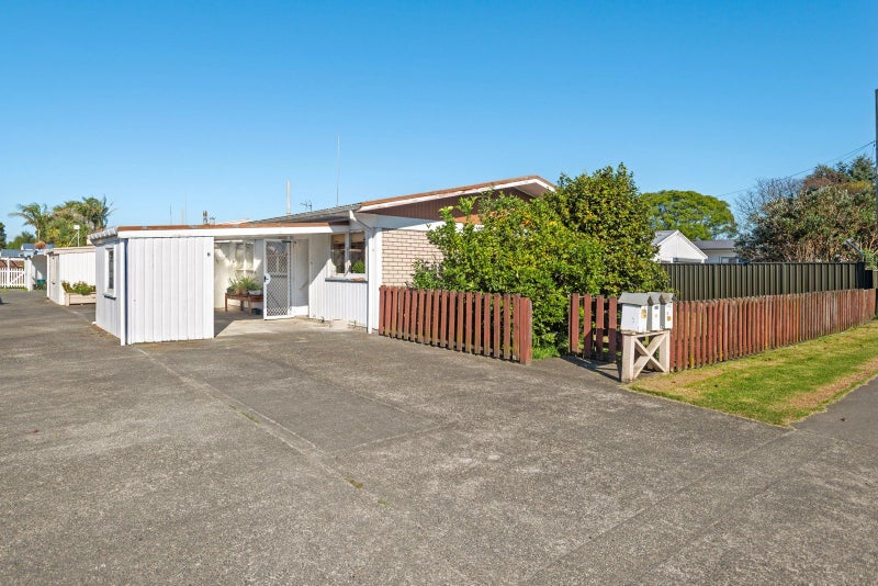 Image 1 of 20