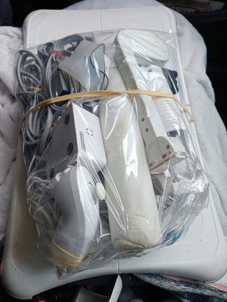 Nintendo Wii plus board and accessories Carousel 1