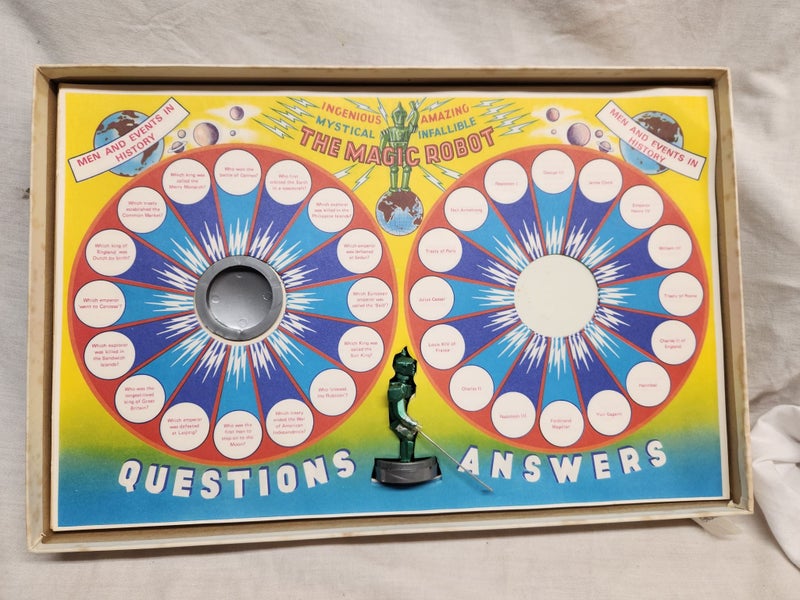 Magic Robot Quiz Game Holdson New Zealand Board Game Circa 1970's Carousel 2