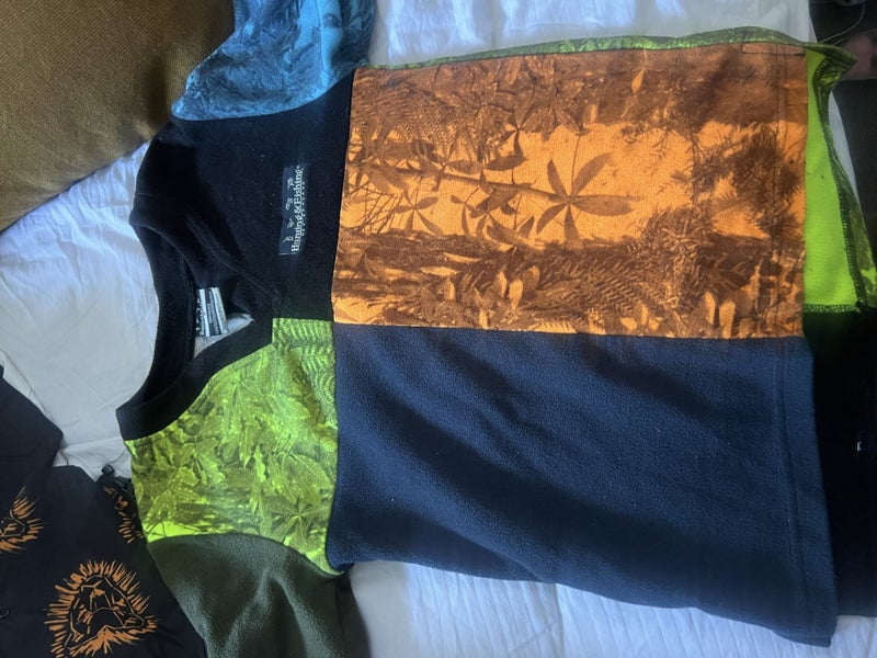 Kids hunting and fishing fleece Carousel 1