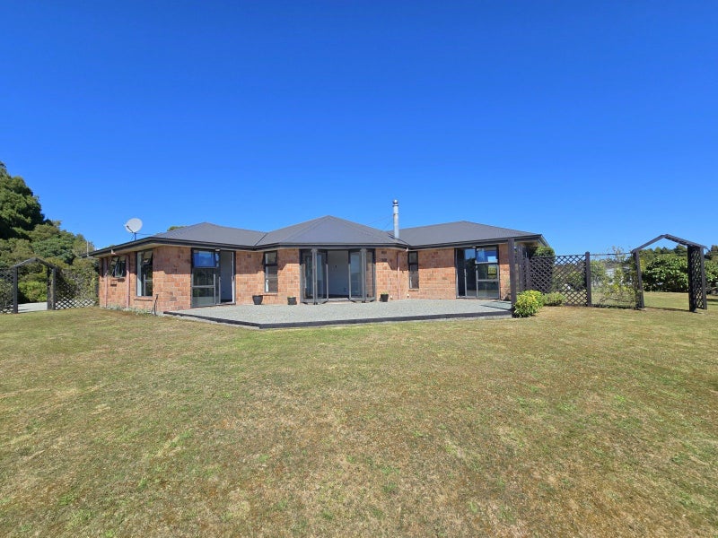 Image 1 of 31