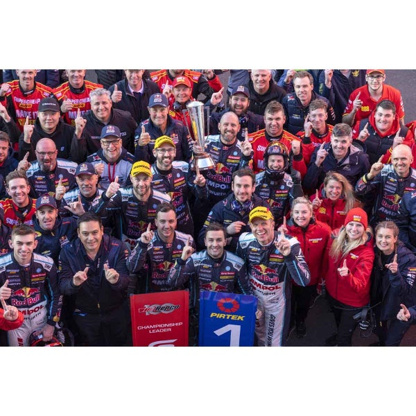 1:18 HOLDEN ZB COMMODORE - RED BULL AMPOL RACING - VAN GISBERGEN/TANDER #97 -... Carousel 2