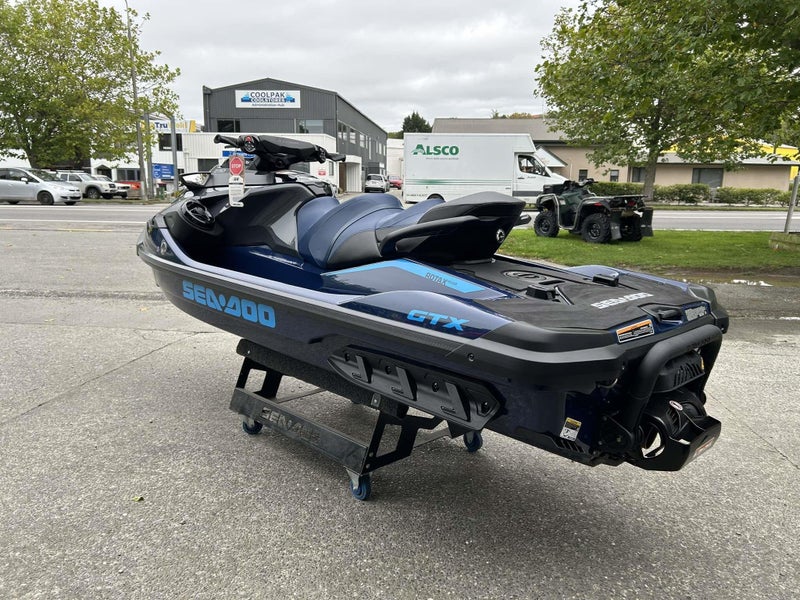 2024 Sea-Doo GTX 230 IDF62863268440833111