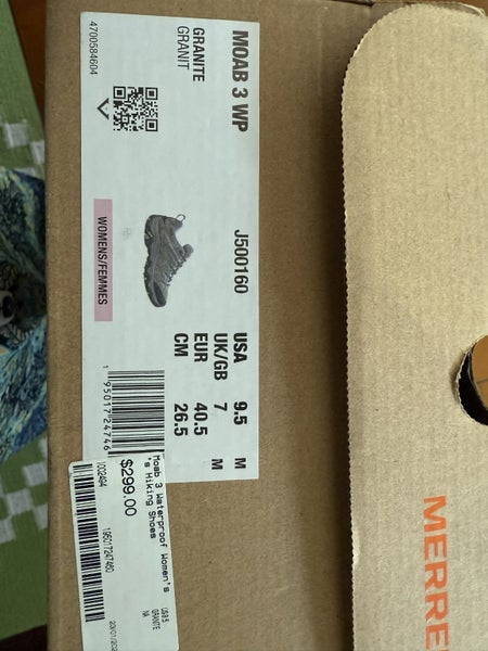 Merrell Women’s Moab 3 Waterproof Hiking Shoe Carousel 3