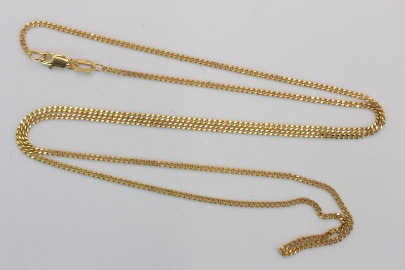 9ct Gold ‘Curb’ chain Carousel 1