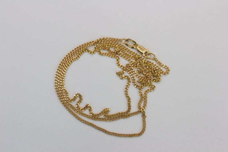 9ct Gold ‘Curb’ chain Carousel 5