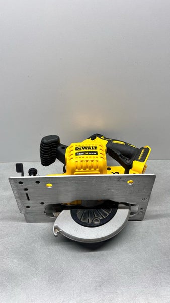 DeWalt Cordless Circular Saw 184mm Brushless 18V - Bare Tool Carousel 4