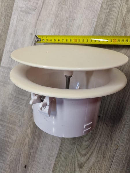 Heat transfer piece that fits in ceiling Carousel 1