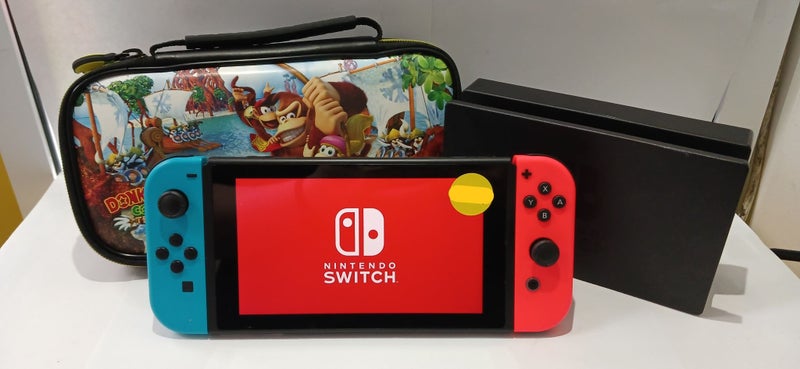 Nintendo Switch Console - 2nd Gen - HAC-001(-01) - B16132817-19 Carousel 1