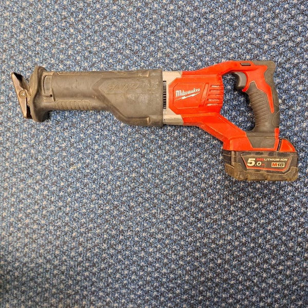 Milwaukee SAWZALL Reciprocating Saw Carousel 1