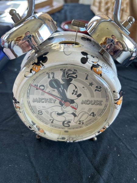 Vintage Mickey Mouse Alarm clock Carousel 1