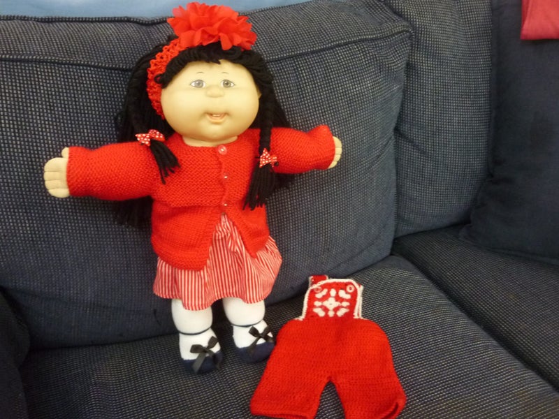 Cabbage Patch doll with clothes Carousel 1