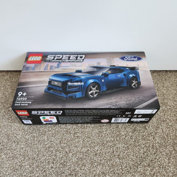 Lego Speed Champions 76920 Ford Mustang Dark Horse Carousel 1