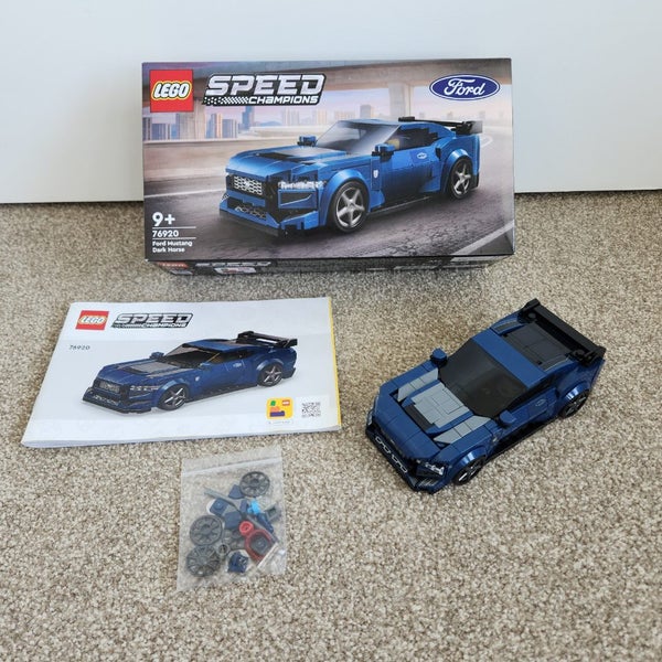 Lego Speed Champions 76920 Ford Mustang Dark Horse Carousel 2