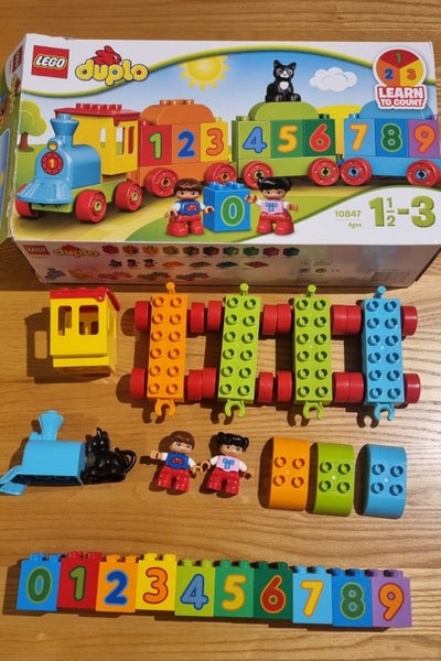 Lego Duplo learn to count train 10847 Carousel 1