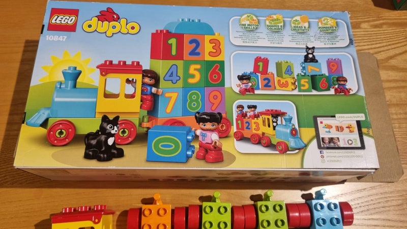 Lego Duplo learn to count train 10847 Carousel 2
