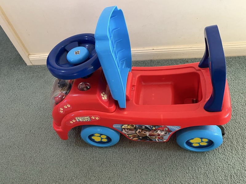 Paw Patrol Ride on Car Carousel 4