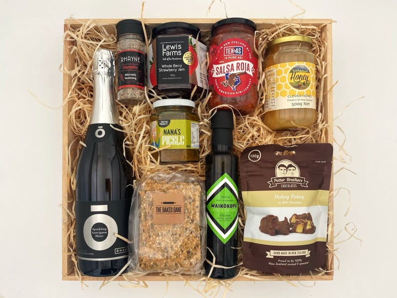 Marvellous Manawat -Whanganui Gift Box Carousel 2