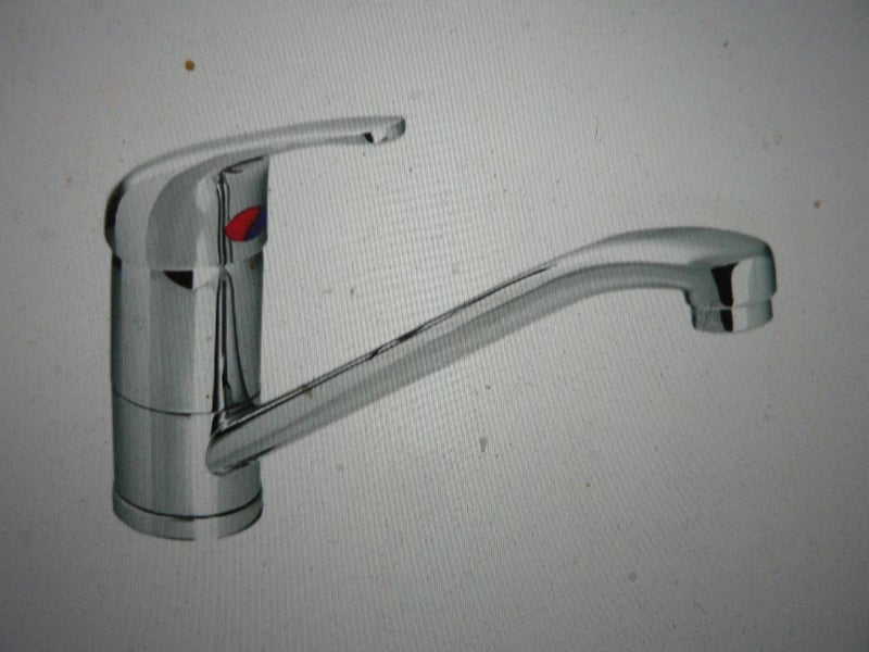 greens edge sink mixer tap Carousel 1