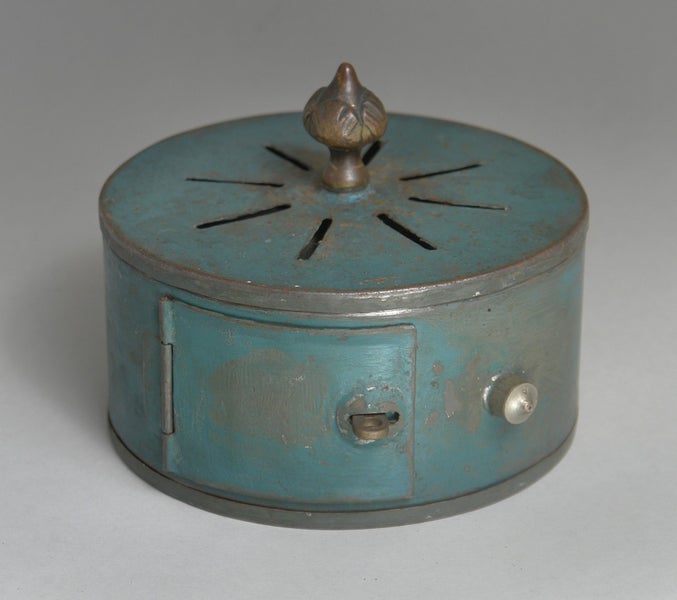 OLD METAL ITEM,Ticket Dispenser? Carousel 2