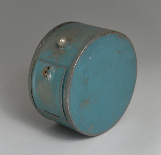 OLD METAL ITEM,Ticket Dispenser? Carousel 4
