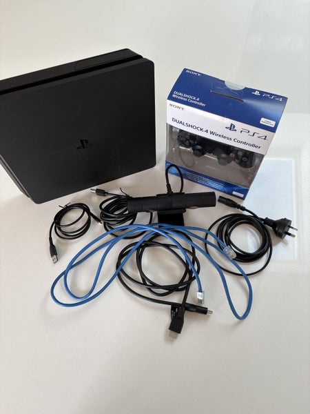 Playstation 4 Slim 1TB Bundle Carousel 1