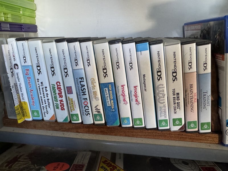 Clear out of remaining Nintendo DS and 3ds games 14 games Carousel 1