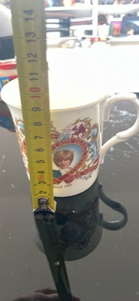 Charles & Diana Royal Wedding Commemorative mug. 1981 fine bone china Carousel 5