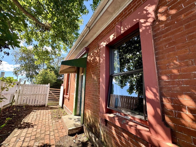 Image 1 of 18