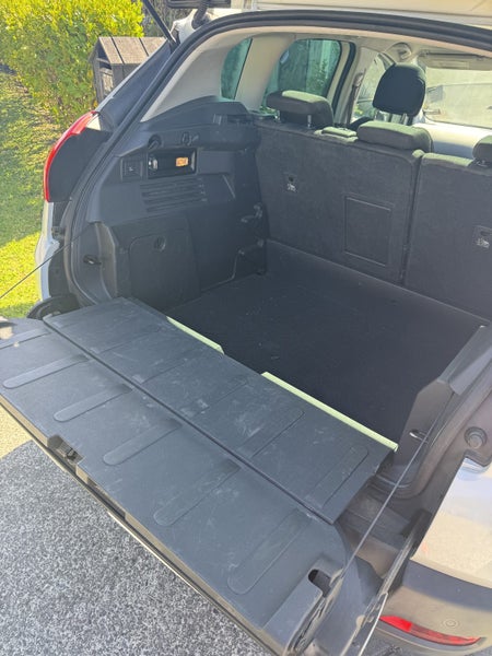 2011 Peugeot 300863613534563713114