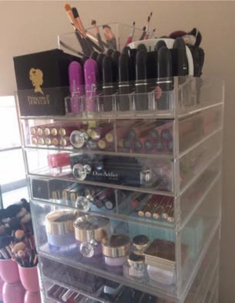 Acrylic makeup / cosmetic storage containers Carousel 2