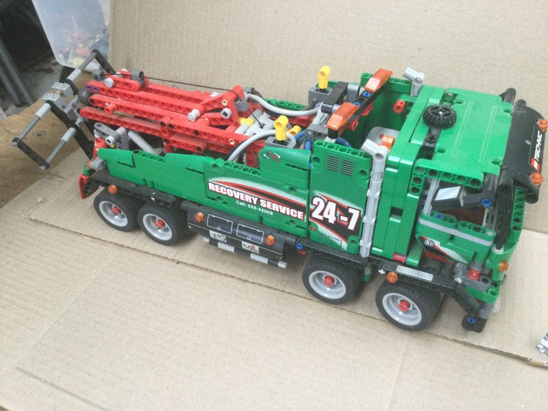 lego service truck Carousel 1