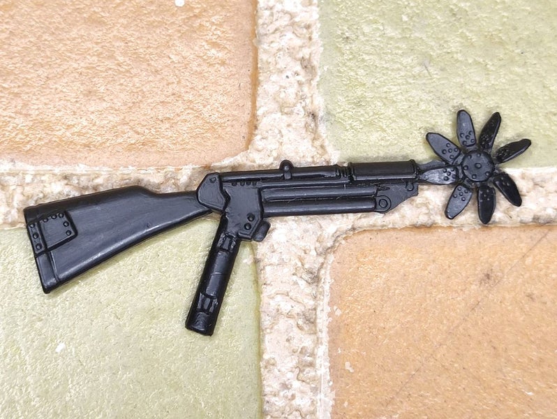 1986 G.I. Joe Zarana | Gun - Razor Honed Spur Cutting Weapon $1 RESERVE WEEK! Carousel 1