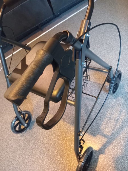 Brand new walker Carousel 4