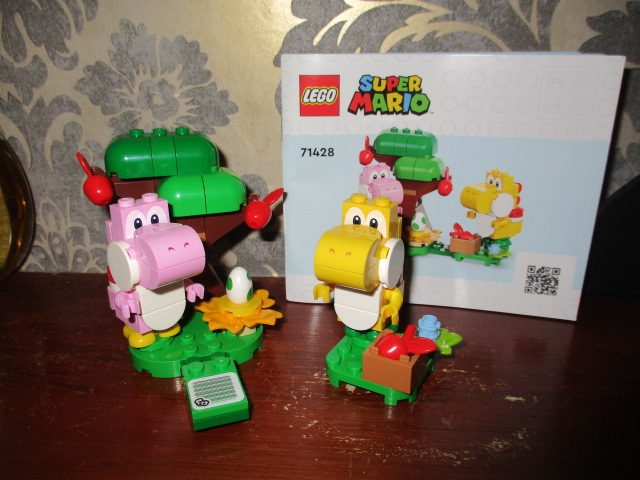 LEGO - Super Mario, boxed, 71428 Carousel 1