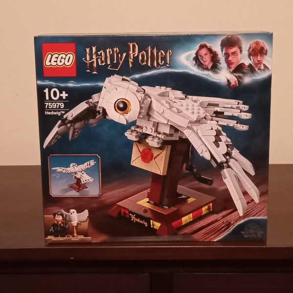 LEGO Harry Potter 75979 Hedwig Carousel 1