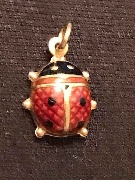 VINTAGE 18K 1950'S LADYBUG CHARM/PENDANT Carousel 2