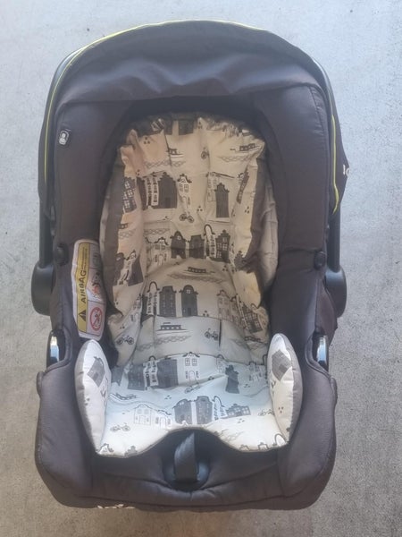 Joie Litetrax Travel System - Good Condition Carousel 12