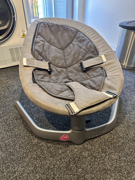 NUNA LEAF GROW BABY SEAT - CHARCOAL Carousel 4