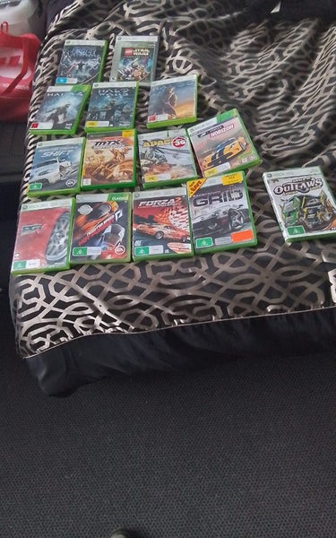 Xbox 360 console 2 controllers 14 games Carousel 1