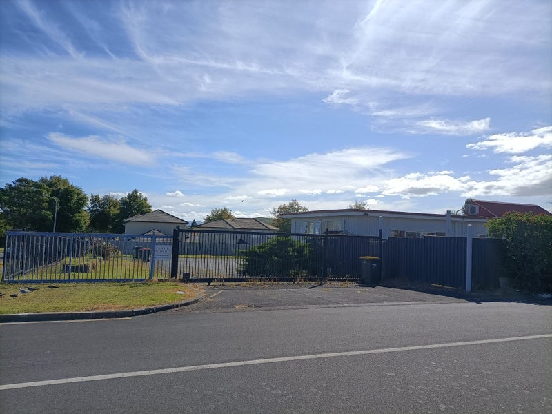 Image 2 of 10