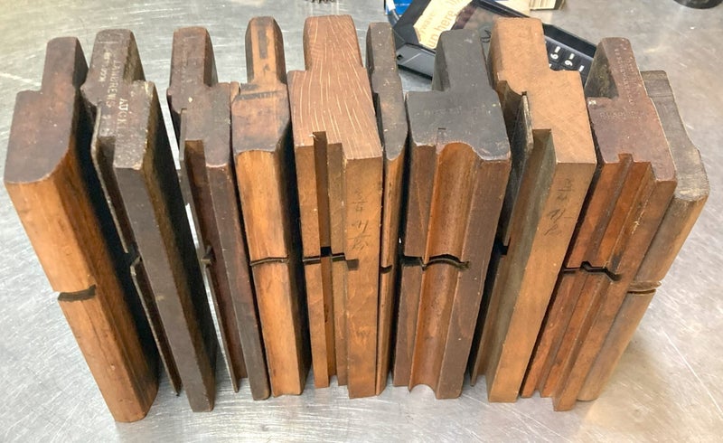 10 x Moulding Planes Carousel 1