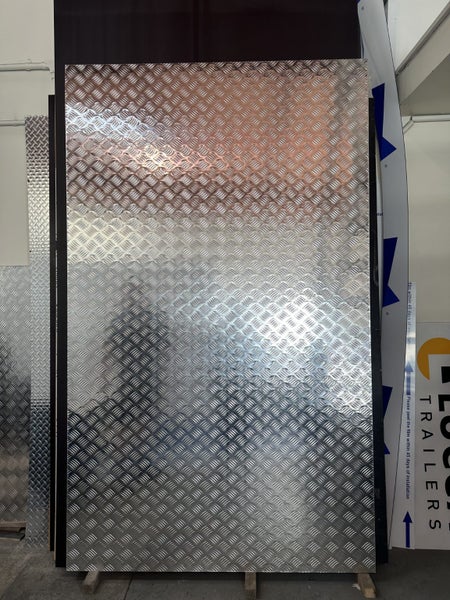 Checker Plate - 2500 x1500 x 2.5mm62863220206081113