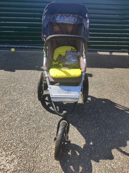 Mountain Buggy Terrain Stroller Carousel 1