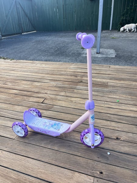 Paw patrol scooter Carousel 1