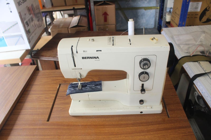 BERNINA SEWING MACHINE 830 with SEWING CABINET SPECIAL 20 % OFF Carousel 2