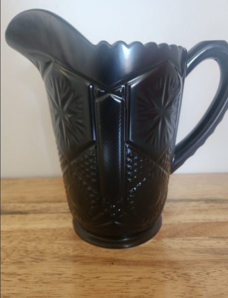 Hardware Lane Robert Gordon Australian Black Jug Carousel 2